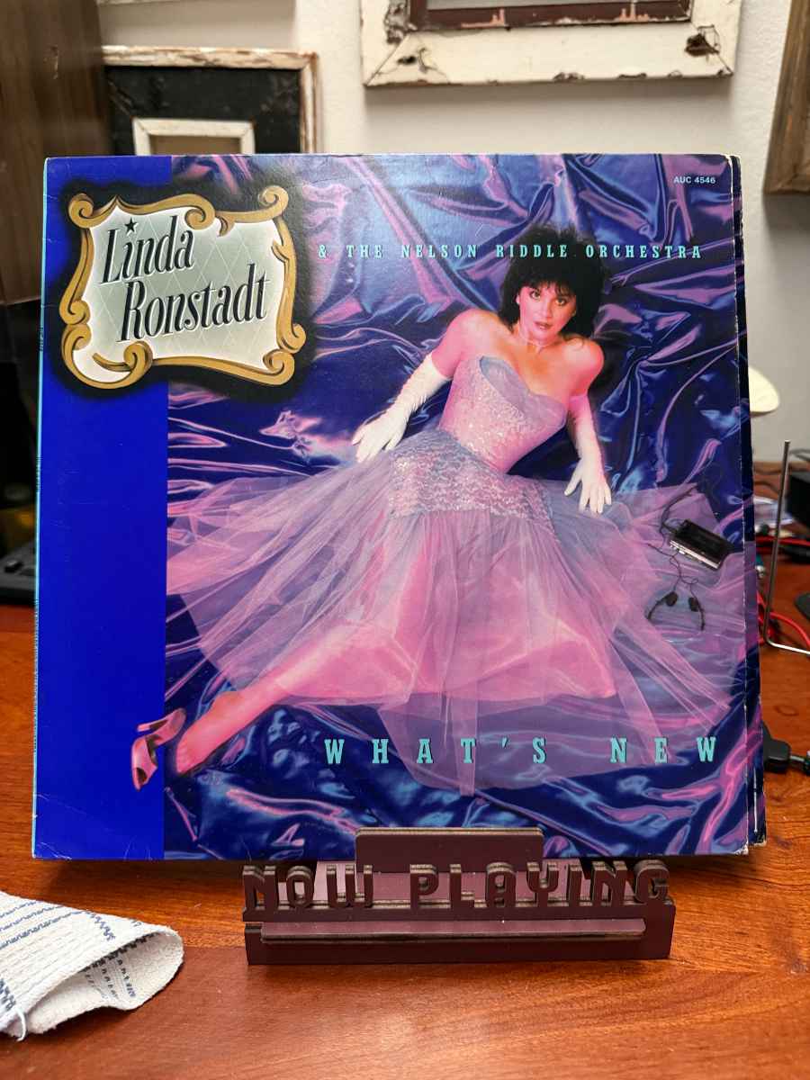 Linda Ronstadt & The Nelson Riddle Orchestra – What's New sleeve