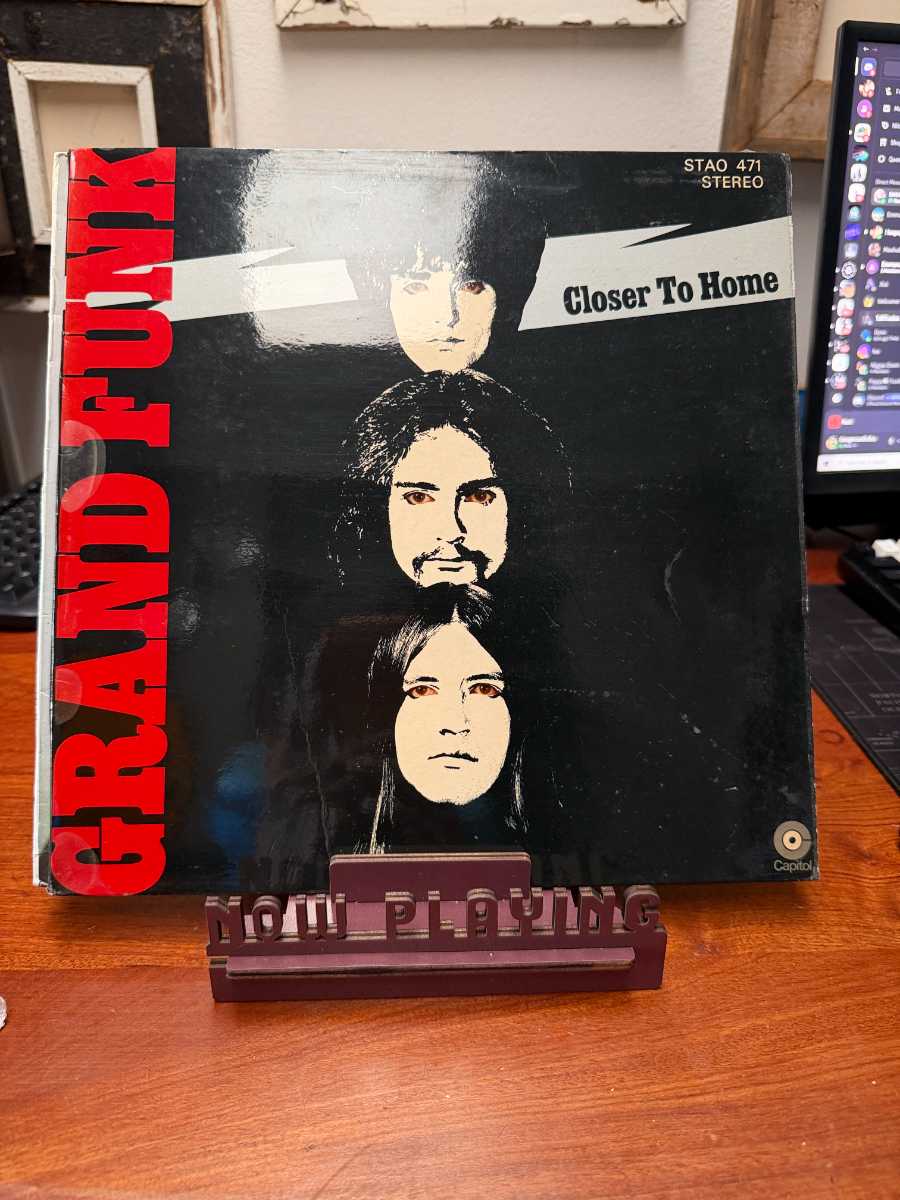 Grand Funk Railroad – Closer to Home sleeve