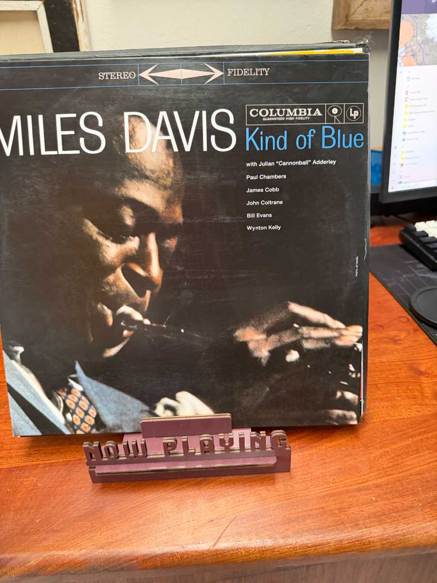Miles Davis – Kind of Blue sleeve