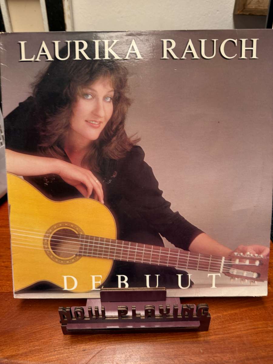 Laurika Rauch – Debuut sleeve